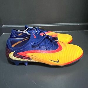 Nike Phantom 6 Low Elite Erling Haaland
Firm-Ground Soccer Cleats Sz Mn9.5/Wm 11